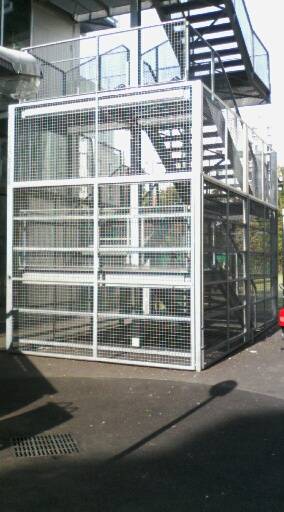 grille de sécurité.jpg