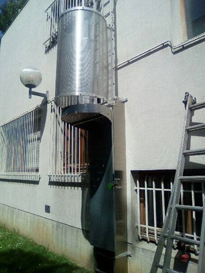 protection pour échelle à crinoline.jpg